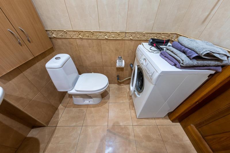 Apartment Near Lva Tolstoho Square Kyiv Exterior photo
